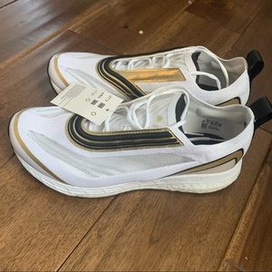 Adidas Boston running by S. McCartney